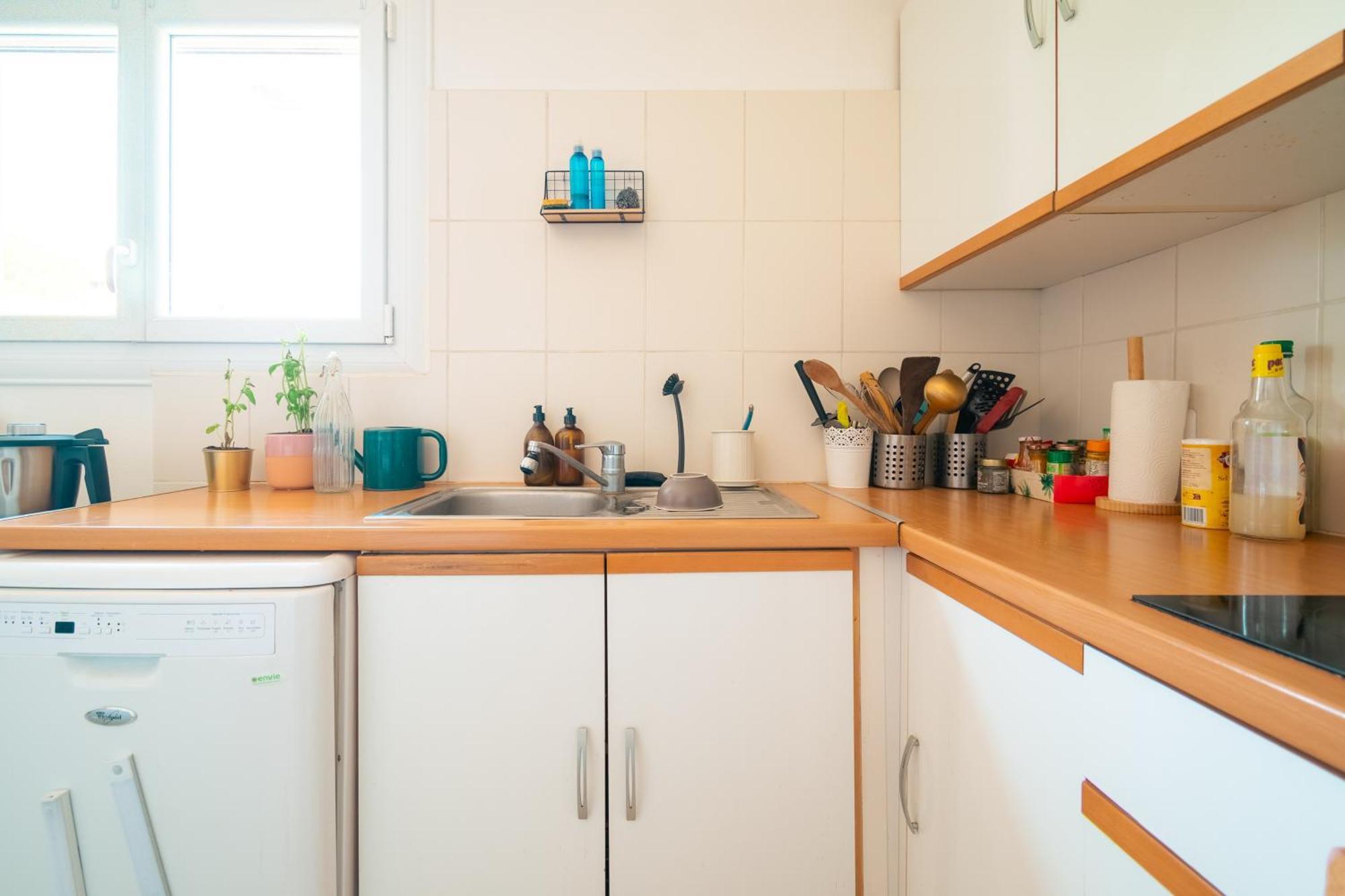 Privee Dans Charmante Maison Cosy Homestay *